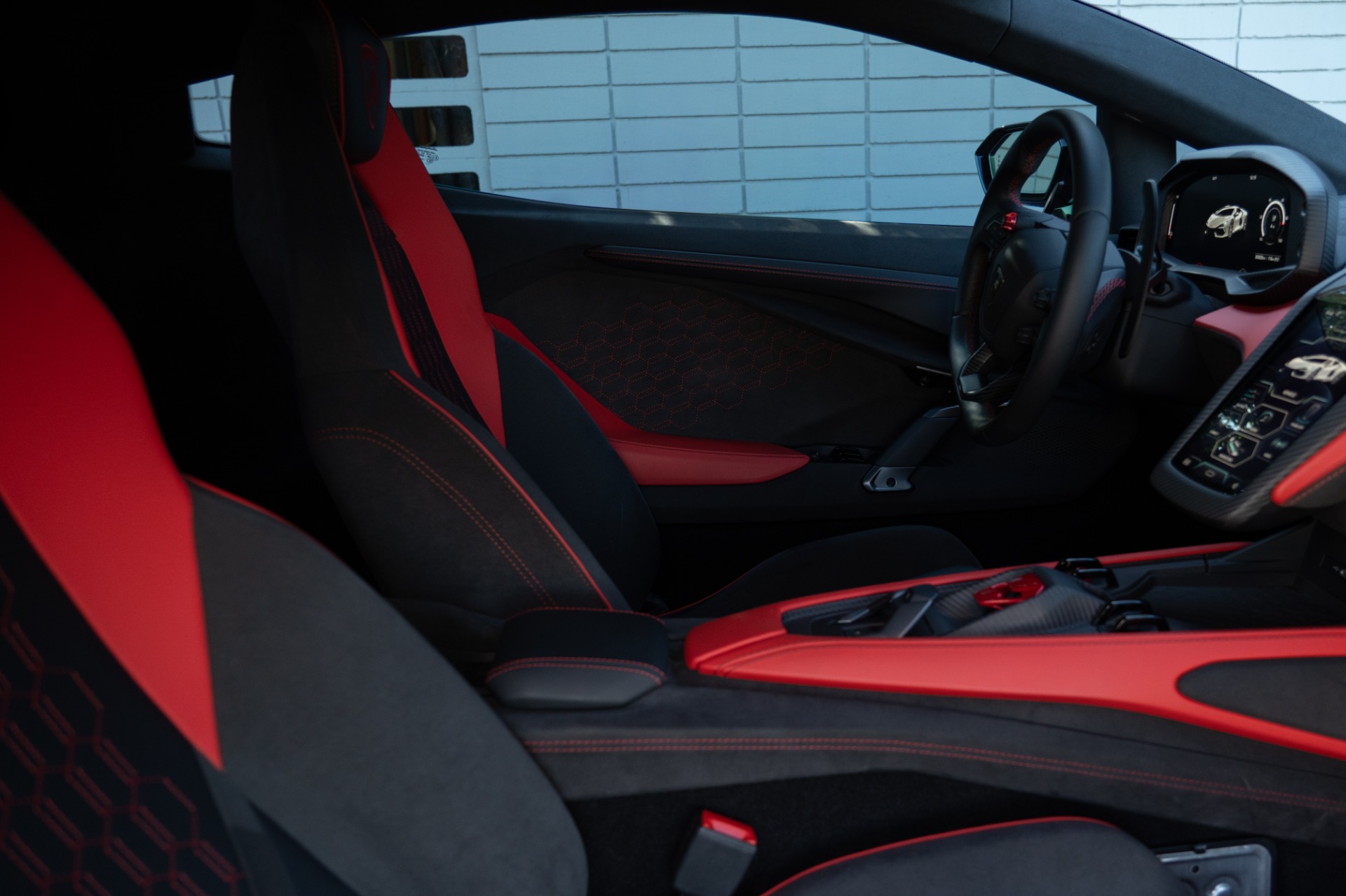 2024 Lamborghini Revuelto photo 43