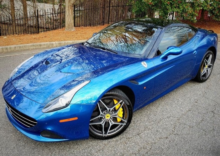 2015 Ferrari California T Base