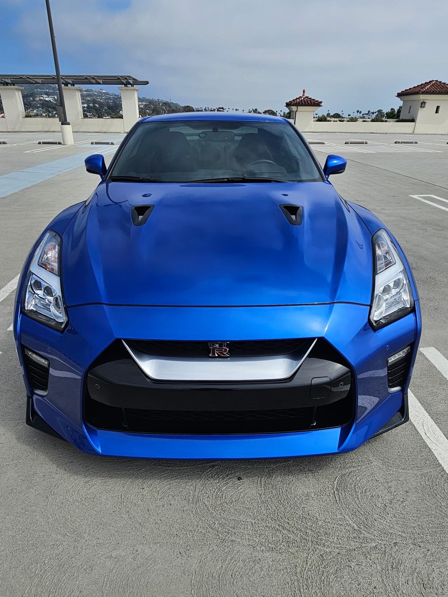 2021 Nissan GT-R Premium - Photo 11