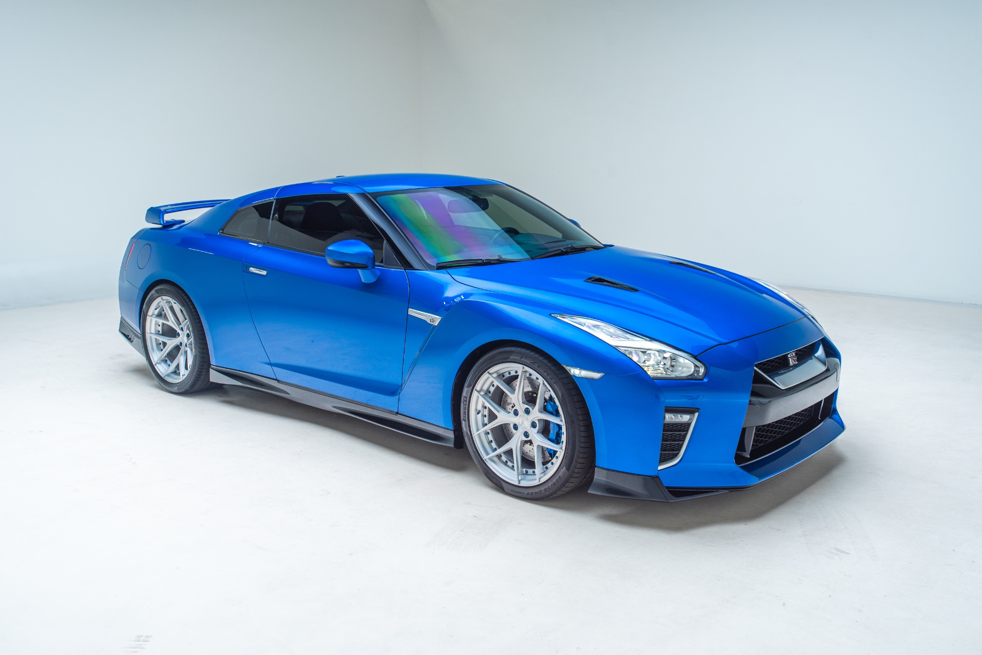 2021 Nissan GT-R Premium - Photo 17