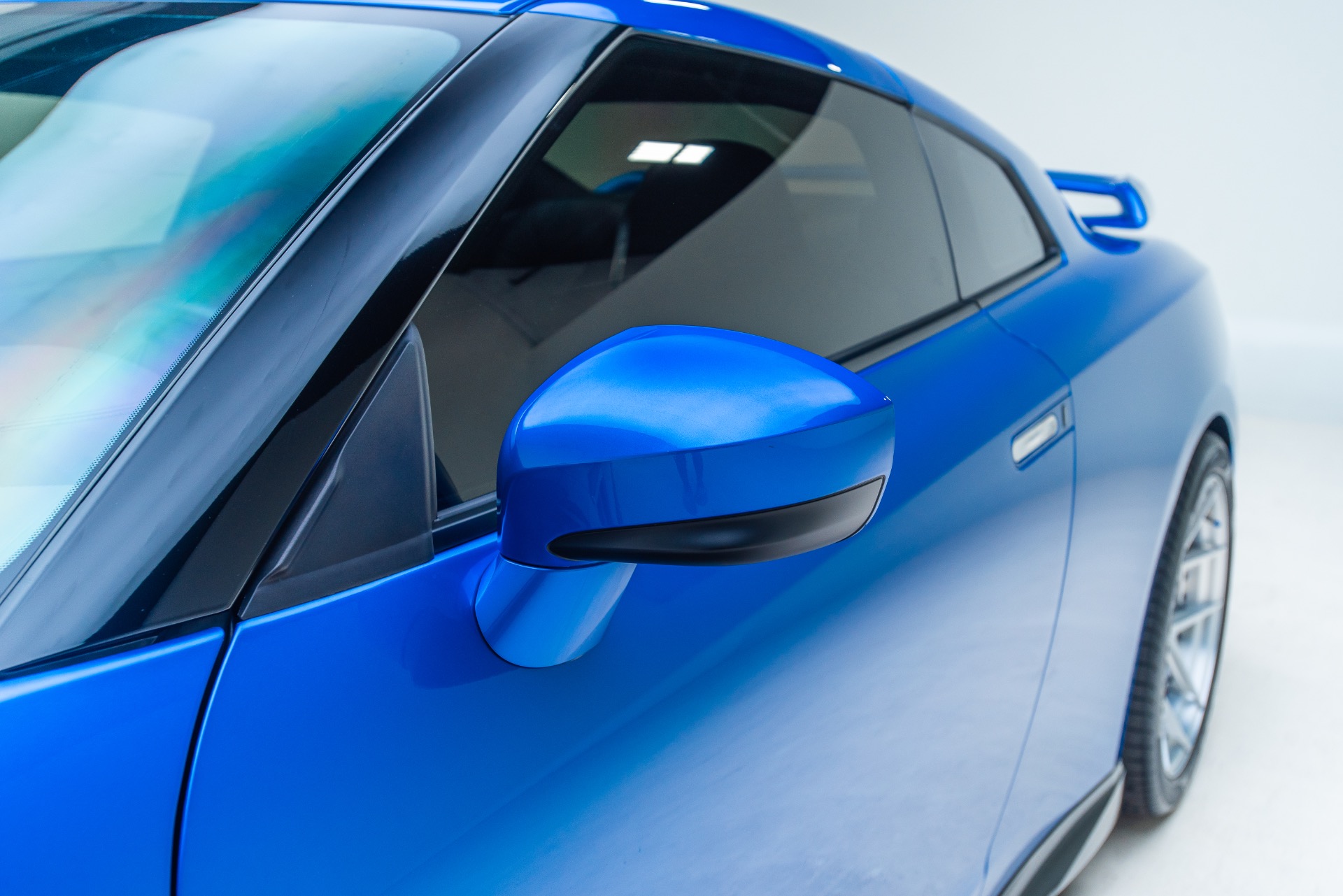 2021 Nissan GT-R Premium - Photo 24