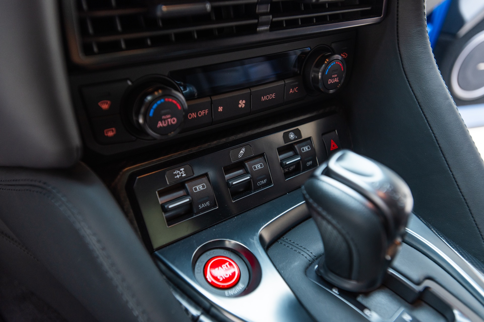 2021 Nissan GT-R Premium - Photo 39