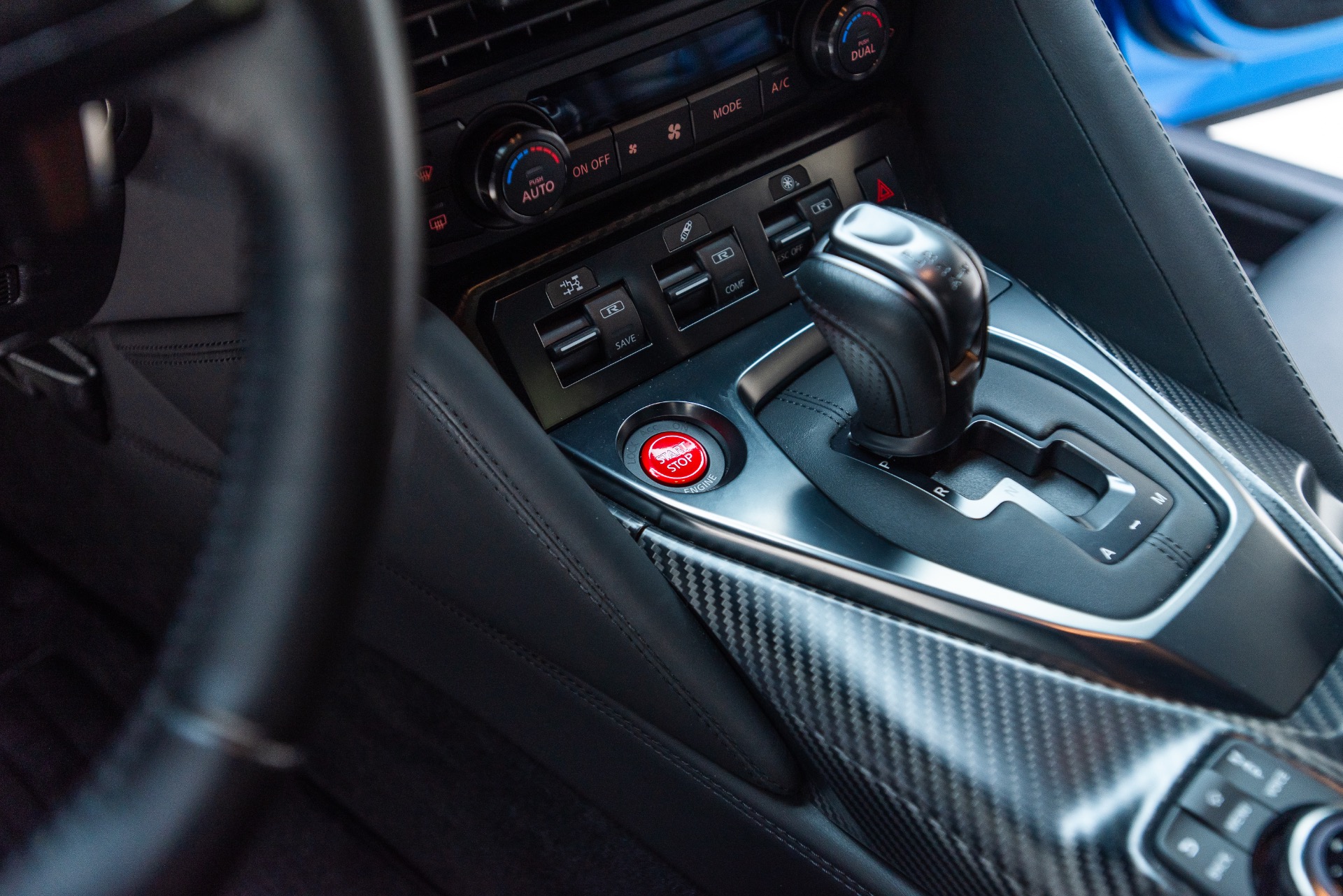 2021 Nissan GT-R Premium - Photo 43
