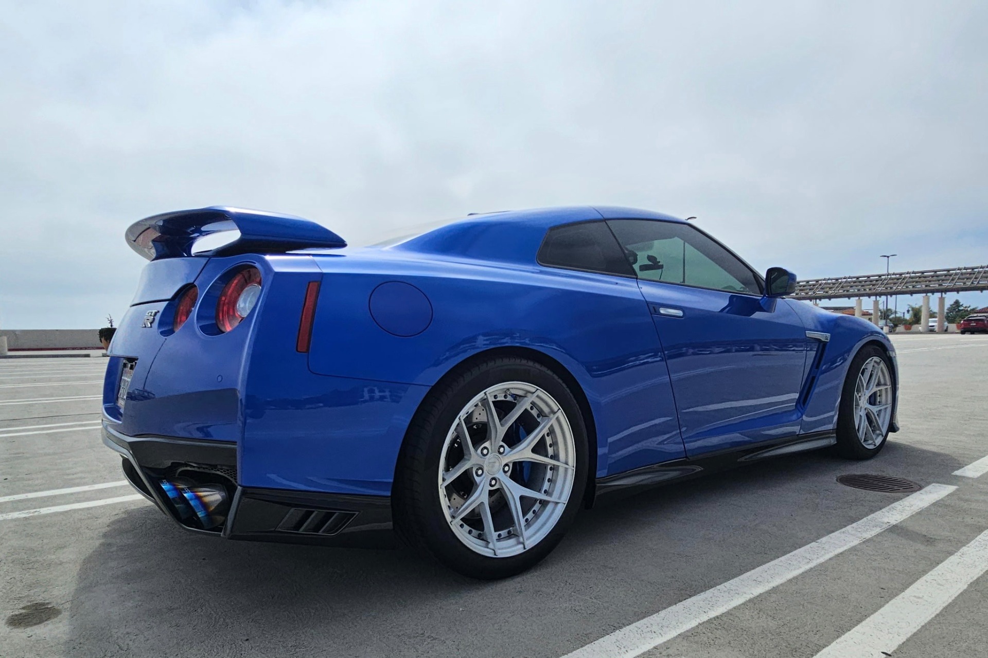 2021 Nissan GT-R Premium - Photo 7
