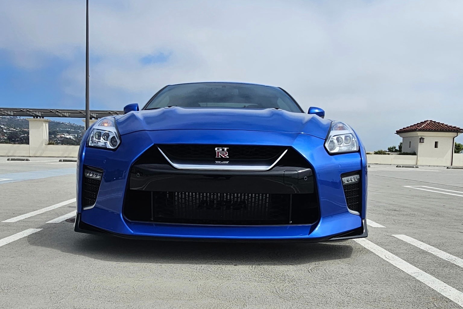 2021 Nissan GT-R Premium - Photo 8