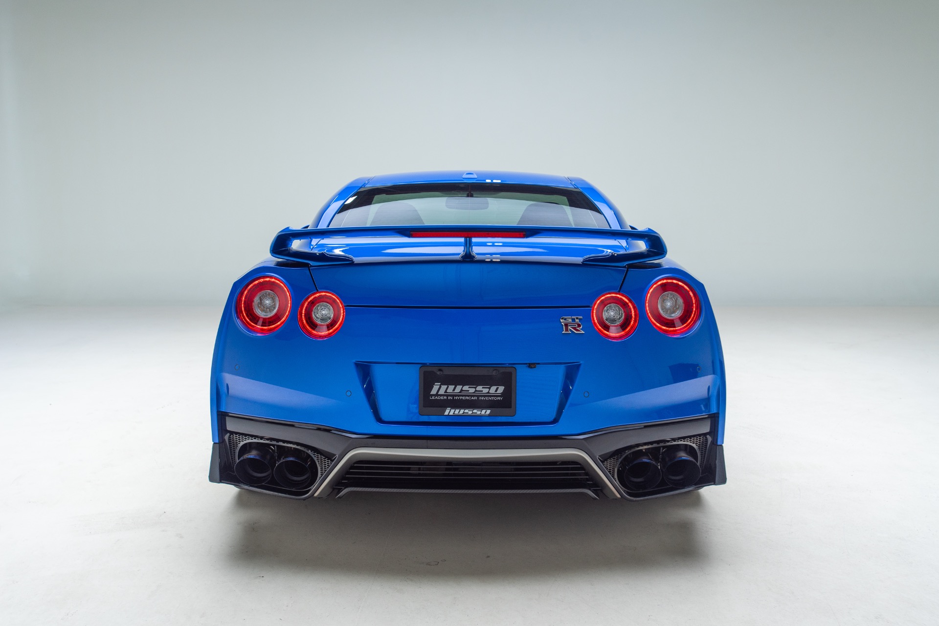 2021 Nissan GT-R Premium - Photo 8