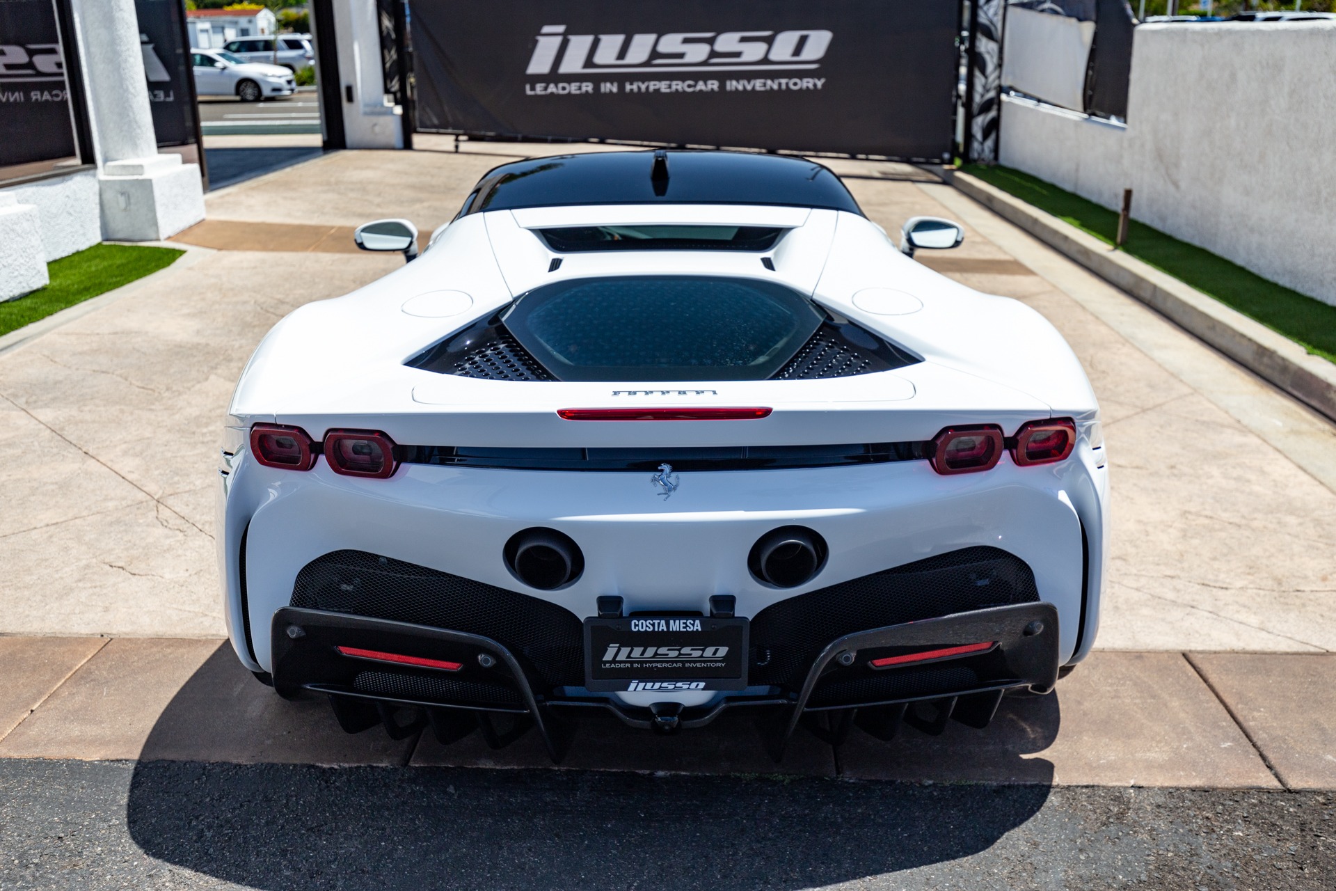 ふるさと納税 Stradale SF90 Ferrari 2022 Used For iLusso | (Sold) Sale 地図・旅行ガイド