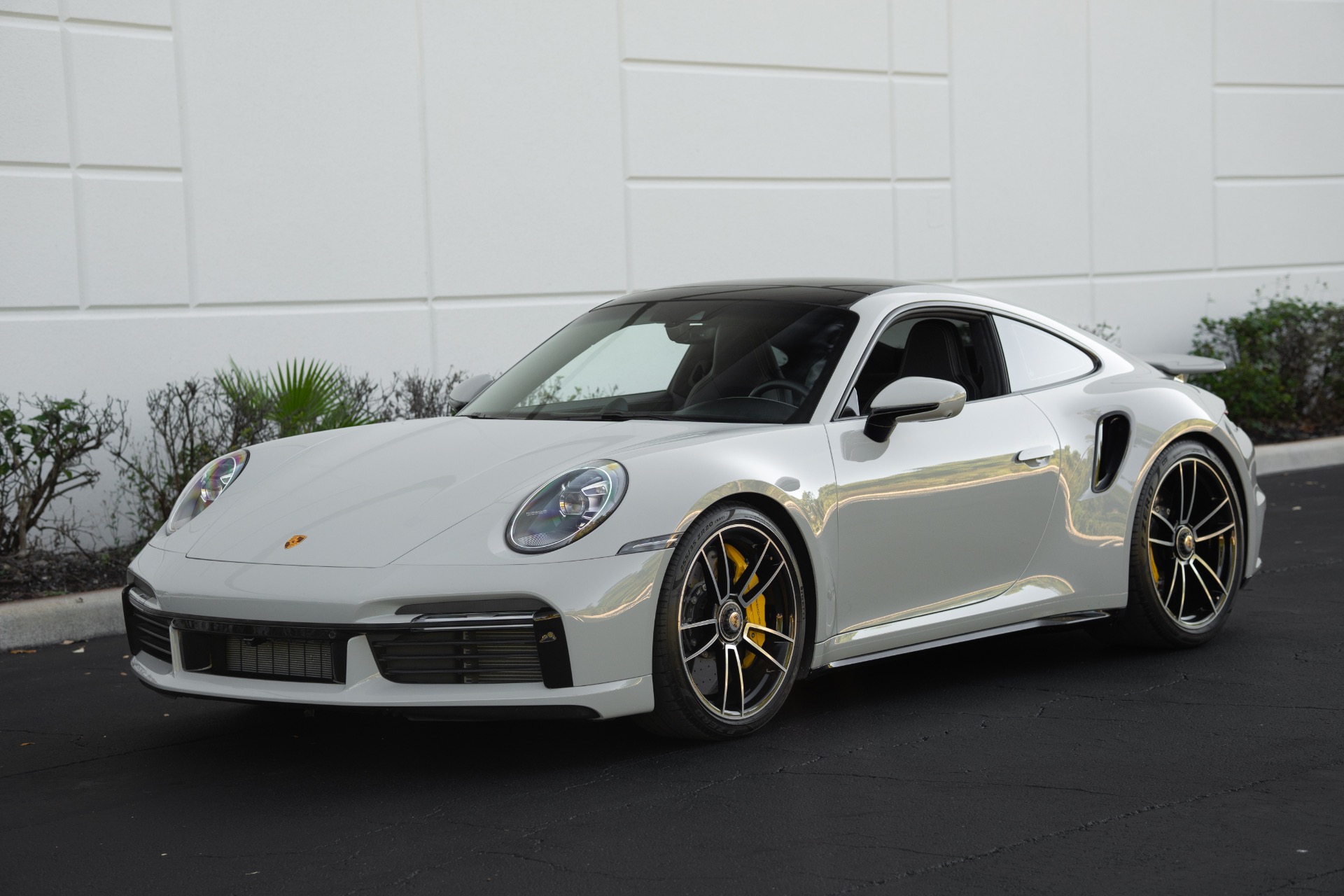 2022 Porsche 911 Turbo S Coupe's photo