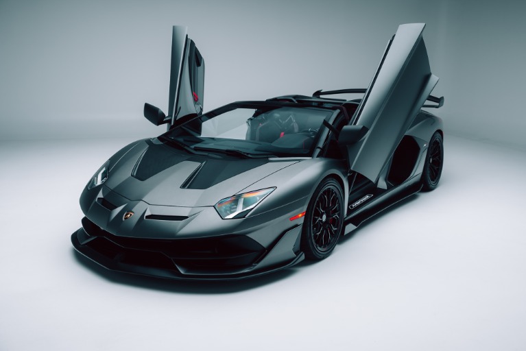 2020 Lamborghini Aventador SVJ's photo