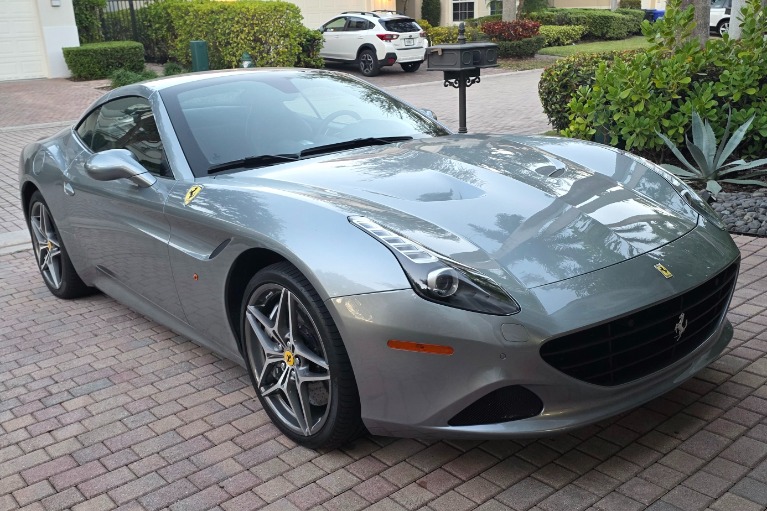 2017 Ferrari California Base