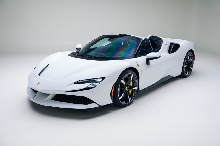 2024 Ferrari SF90 Base's photo