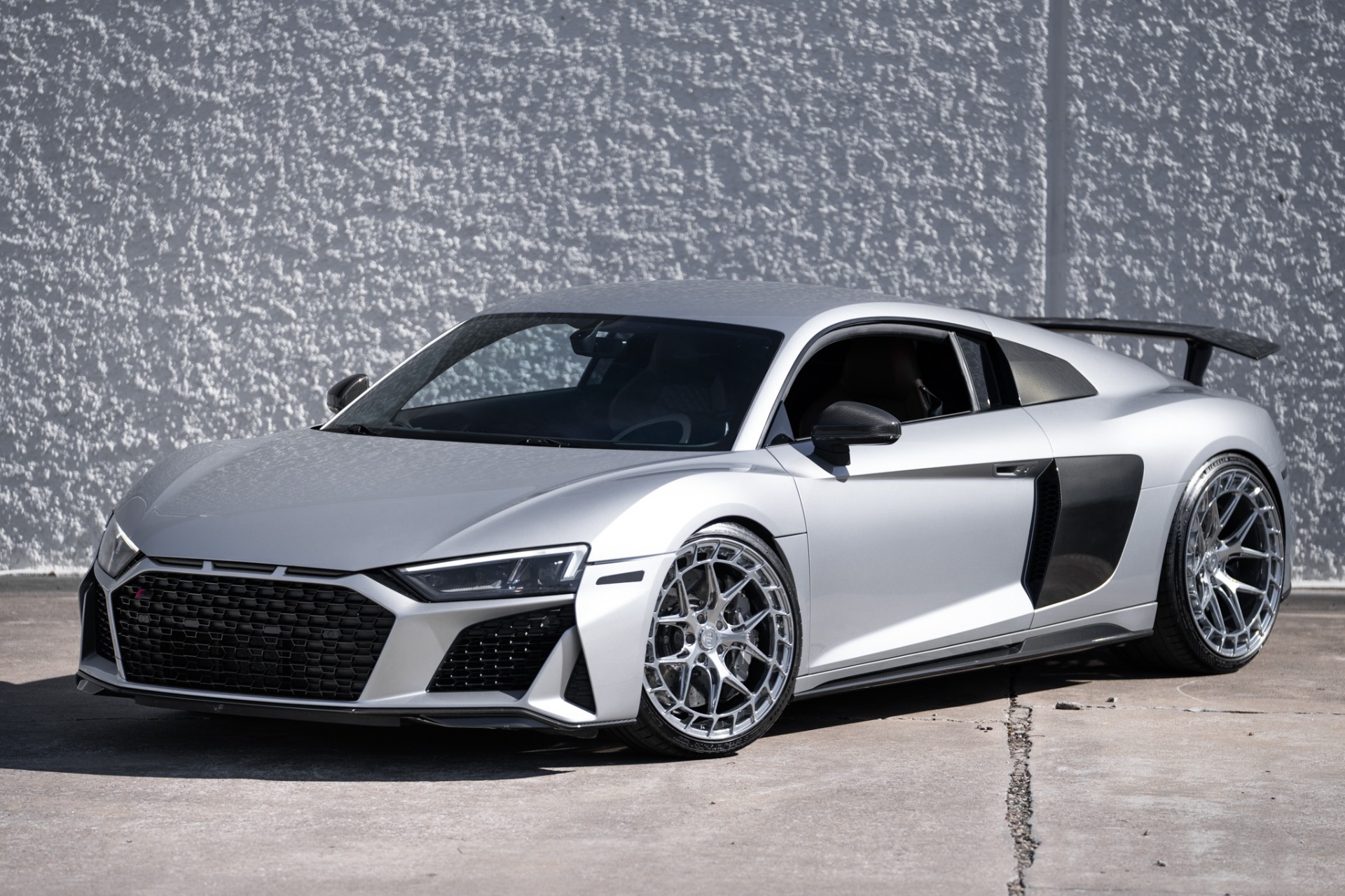 Used-2022-Audi-R8-52-quattro-