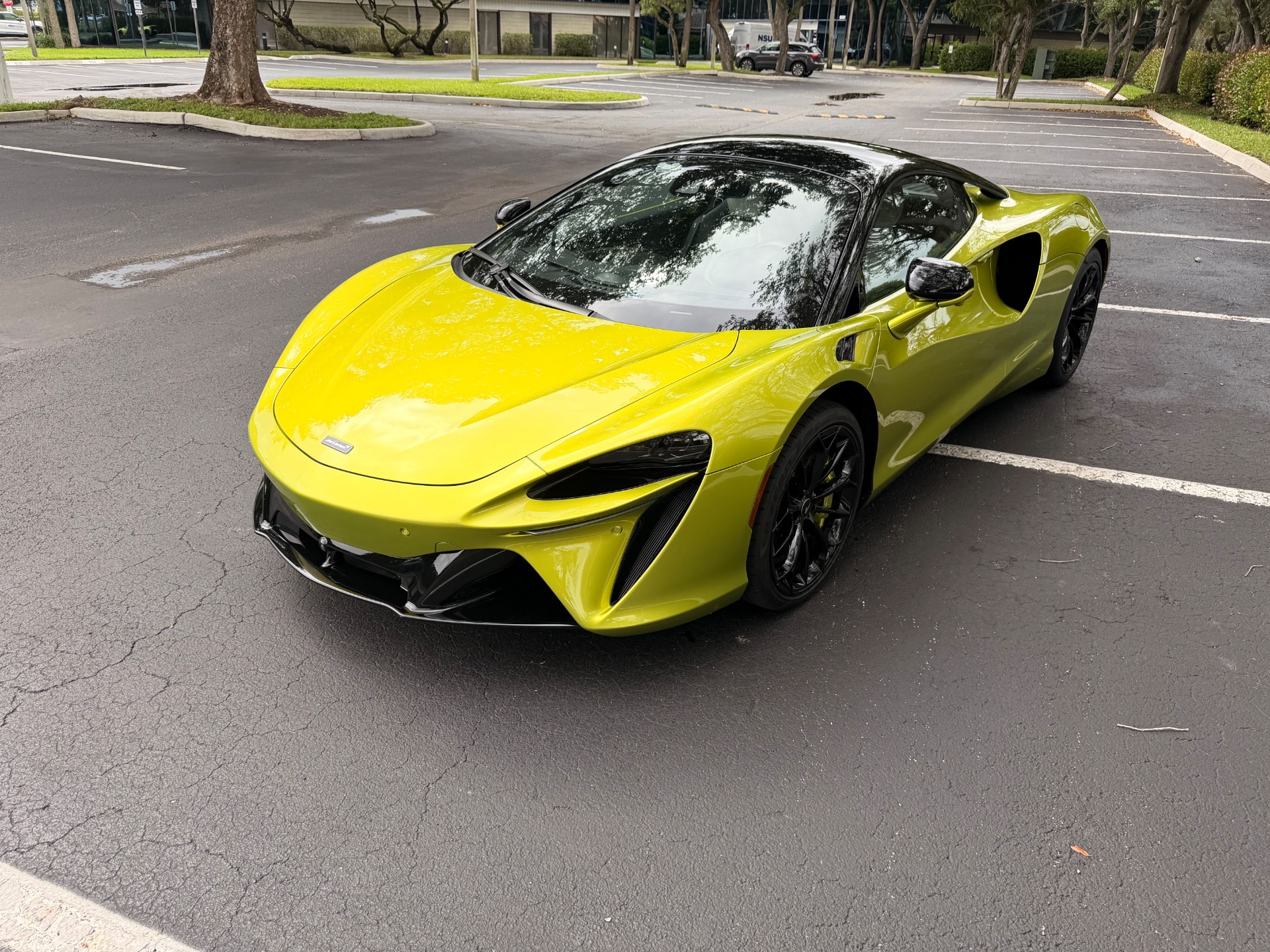 2023 McLaren Artura 3.0 Vision's photo