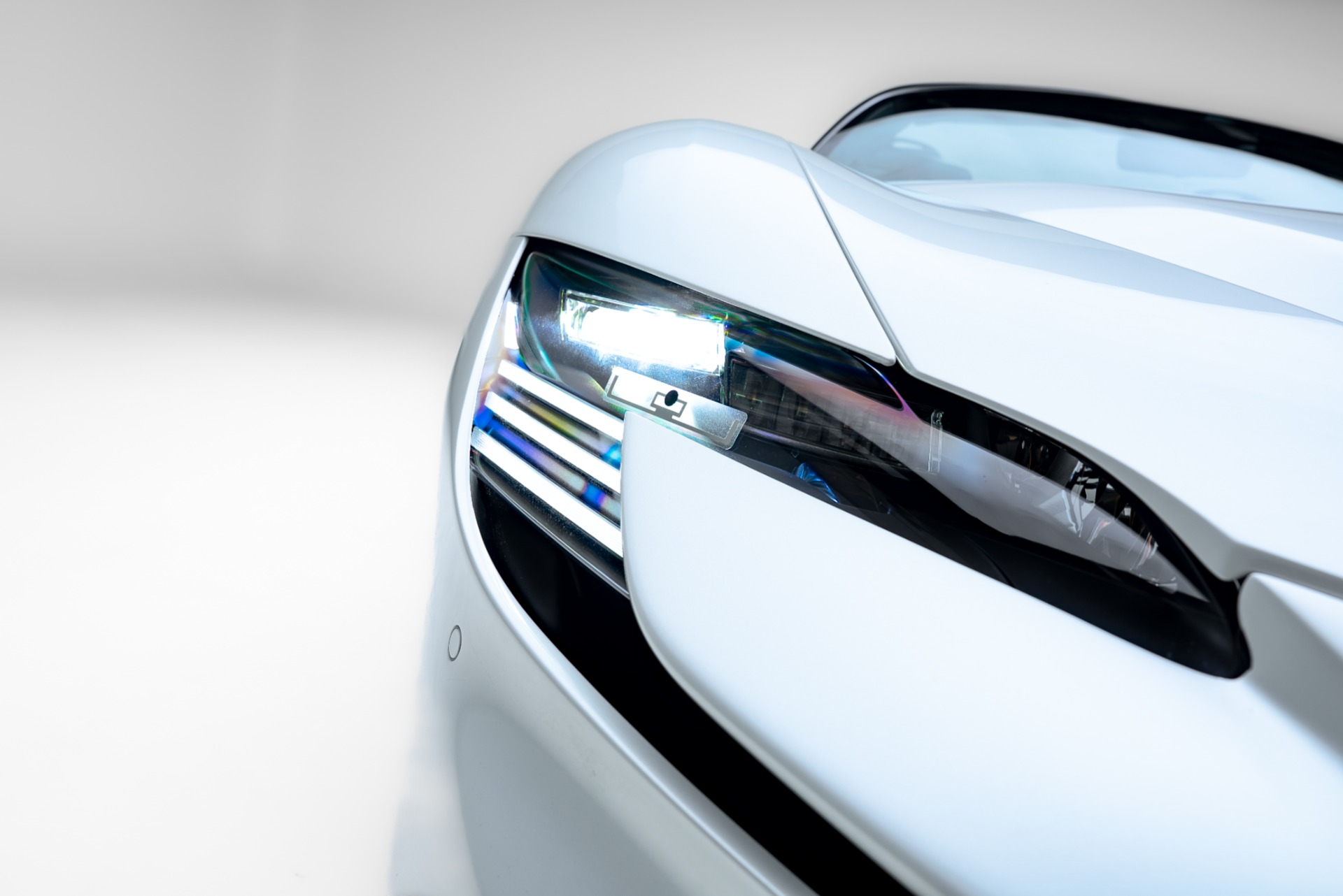 2024 Ferrari SF90 Base - Photo 14