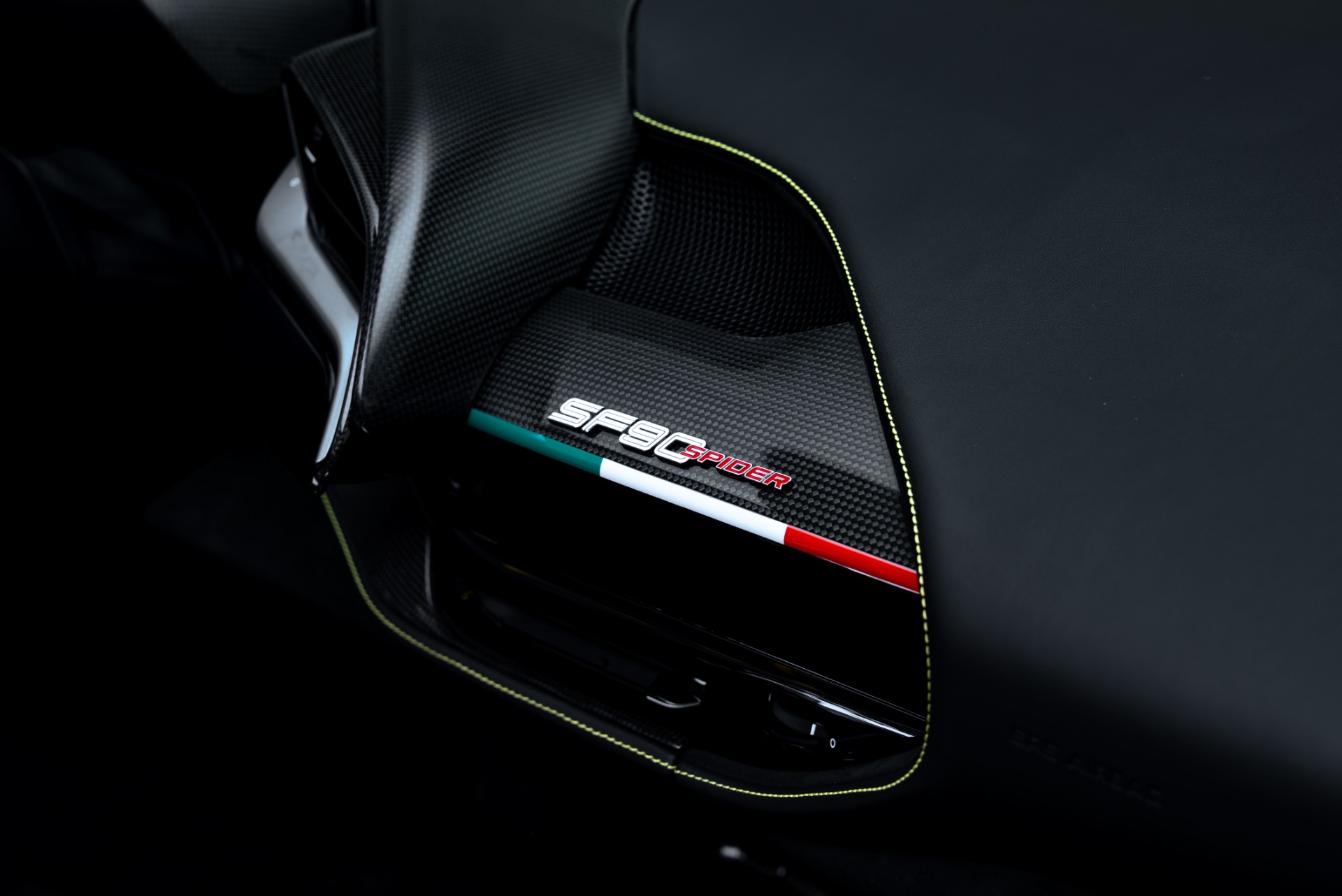 2024 Ferrari SF90 Base - Photo 41