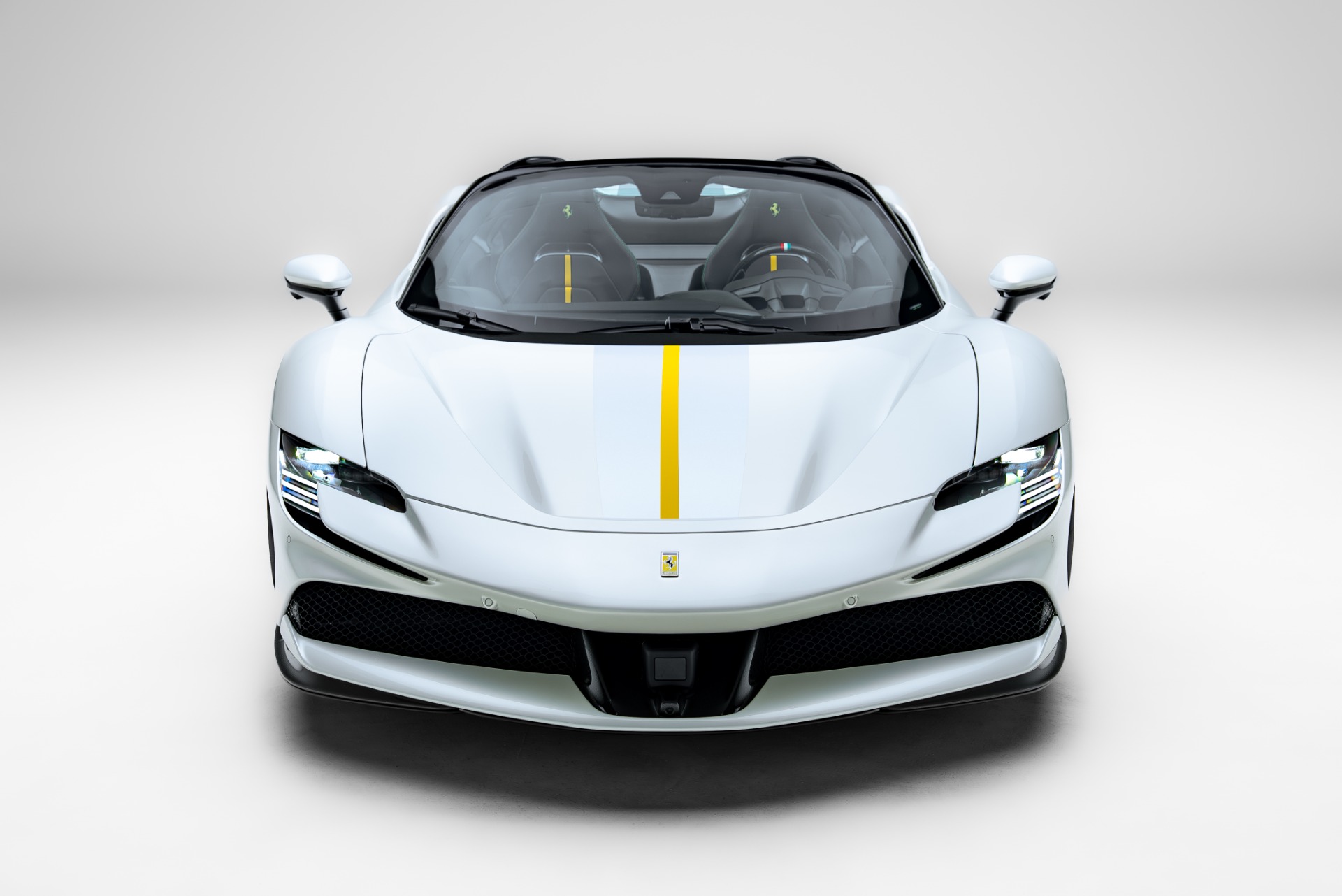 2024 Ferrari SF90 Base - Photo 8