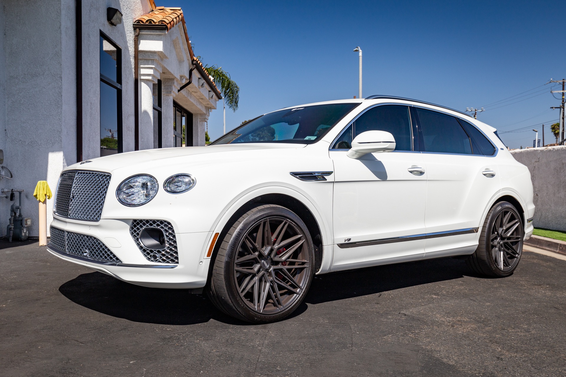 Used 2021 Bentley Bentayga V8 For Sale (Sold) iLusso Stock 036668
