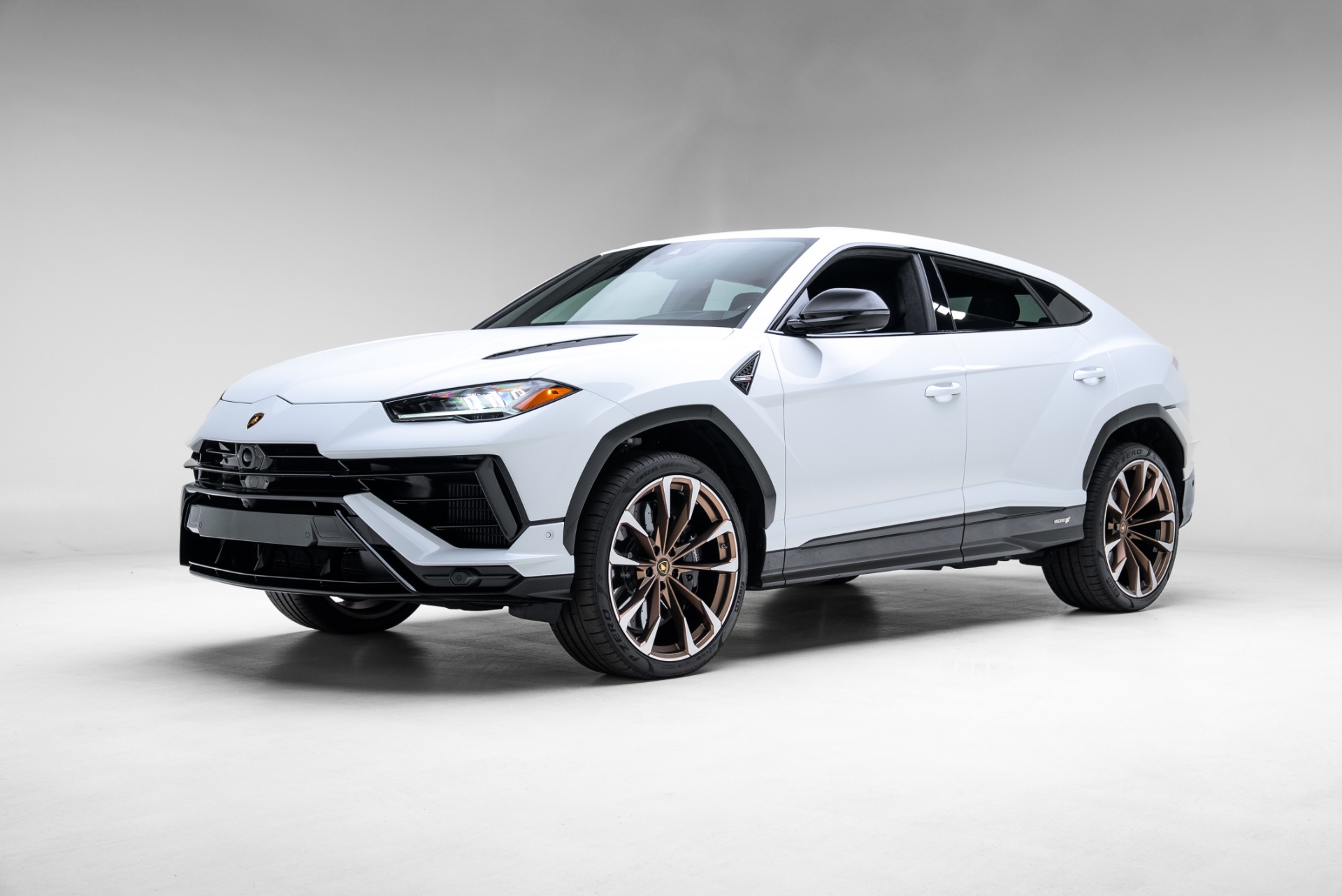 2024 Lamborghini Urus 4.0 V8 S's photo
