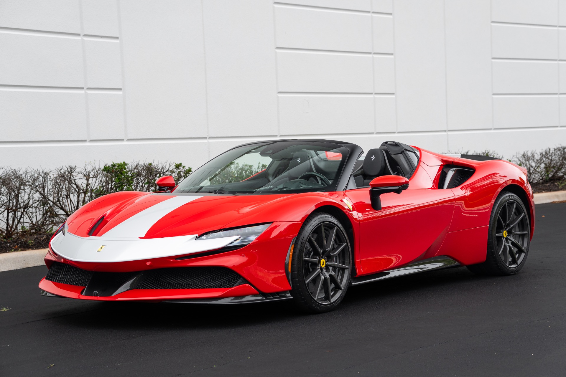 2024 Ferrari SF90 Spider's photo