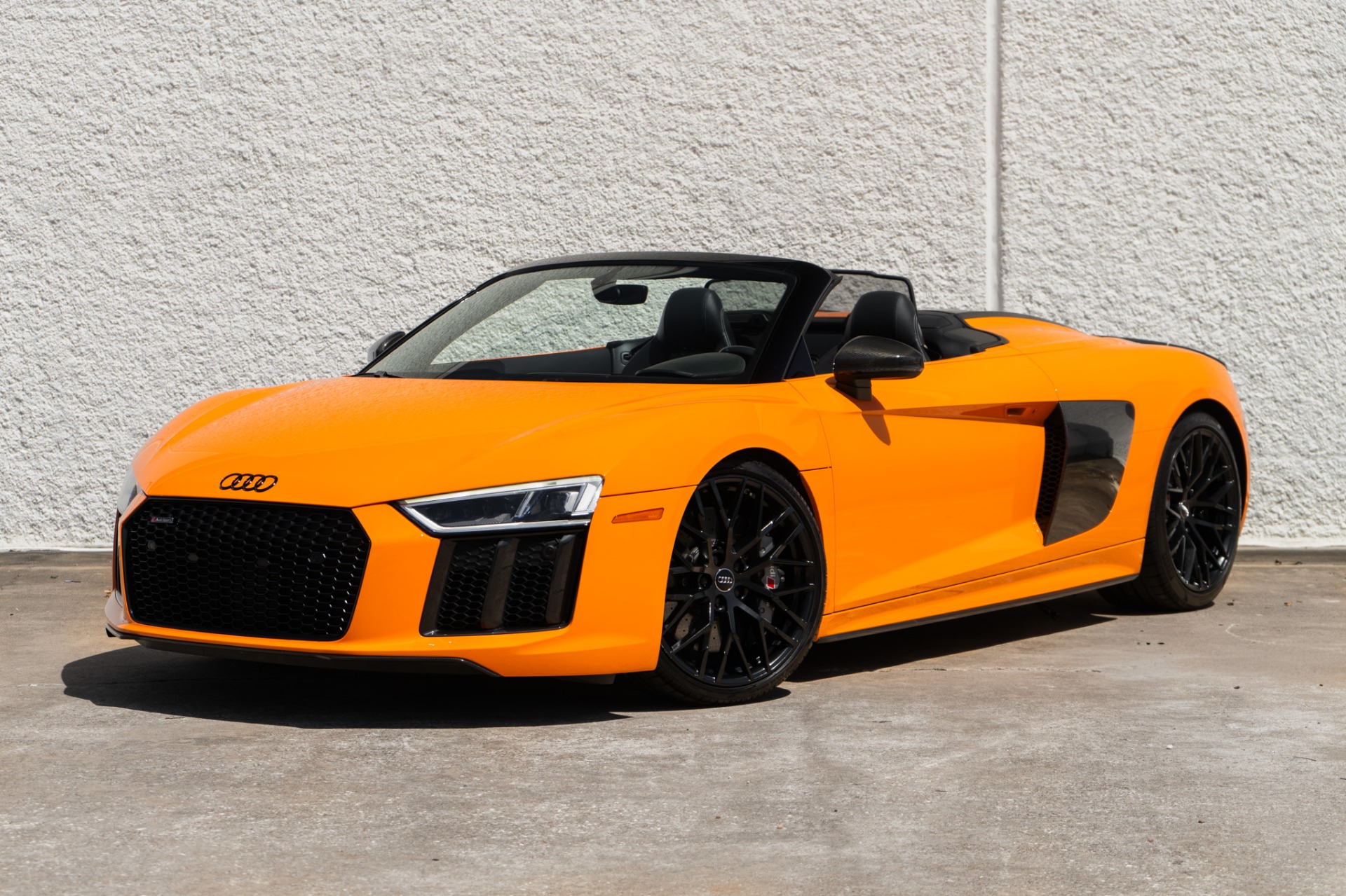 Used 2018 Audi R8 V10 plus Spyder For Sale (Sold) | iLusso Stock