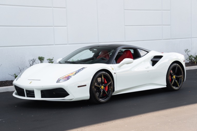 2017 Ferrari 488 GTB Base