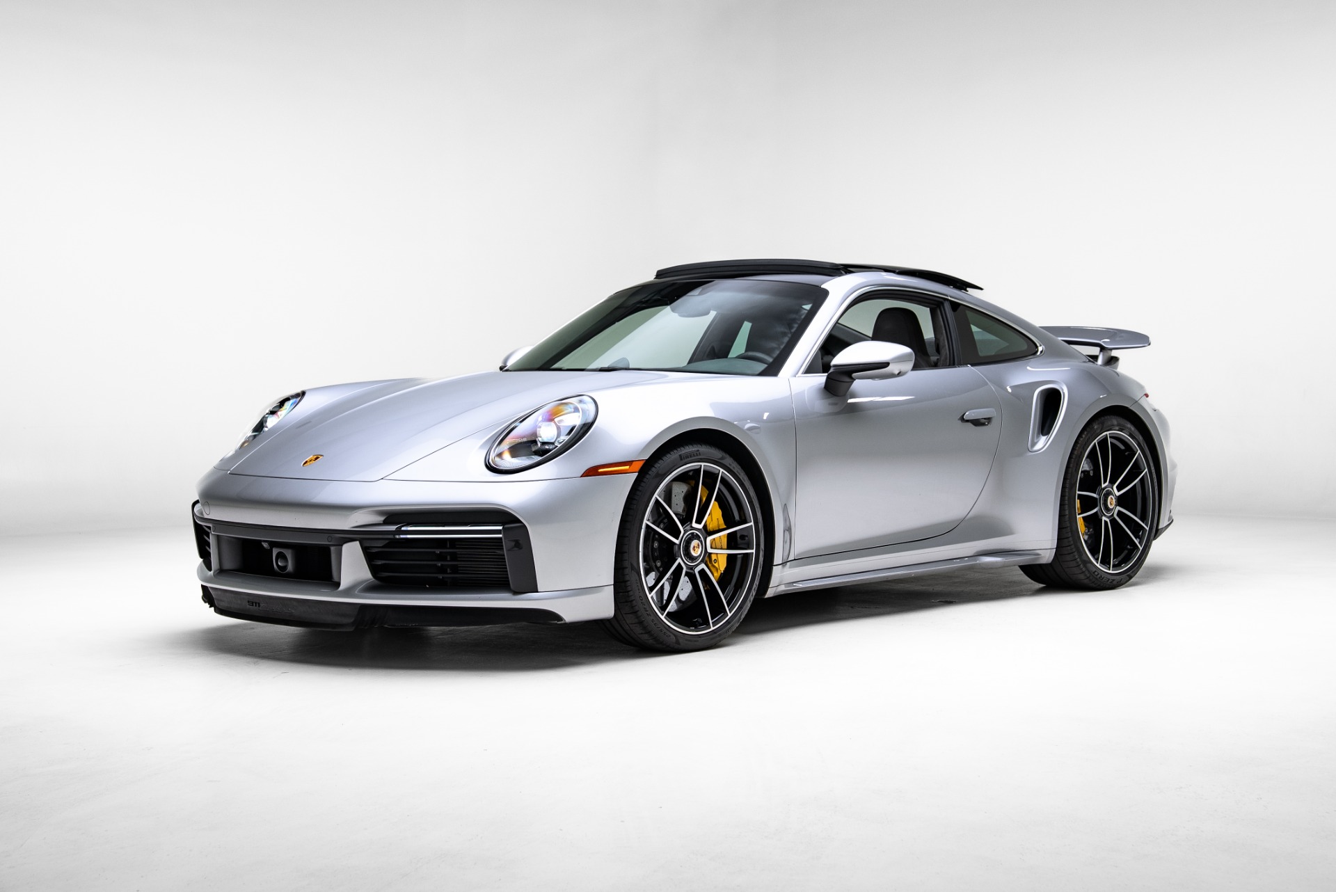 2021 Porsche 911 Turbo S Coupe's photo