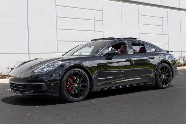 2018 Porsche Panamera 4S