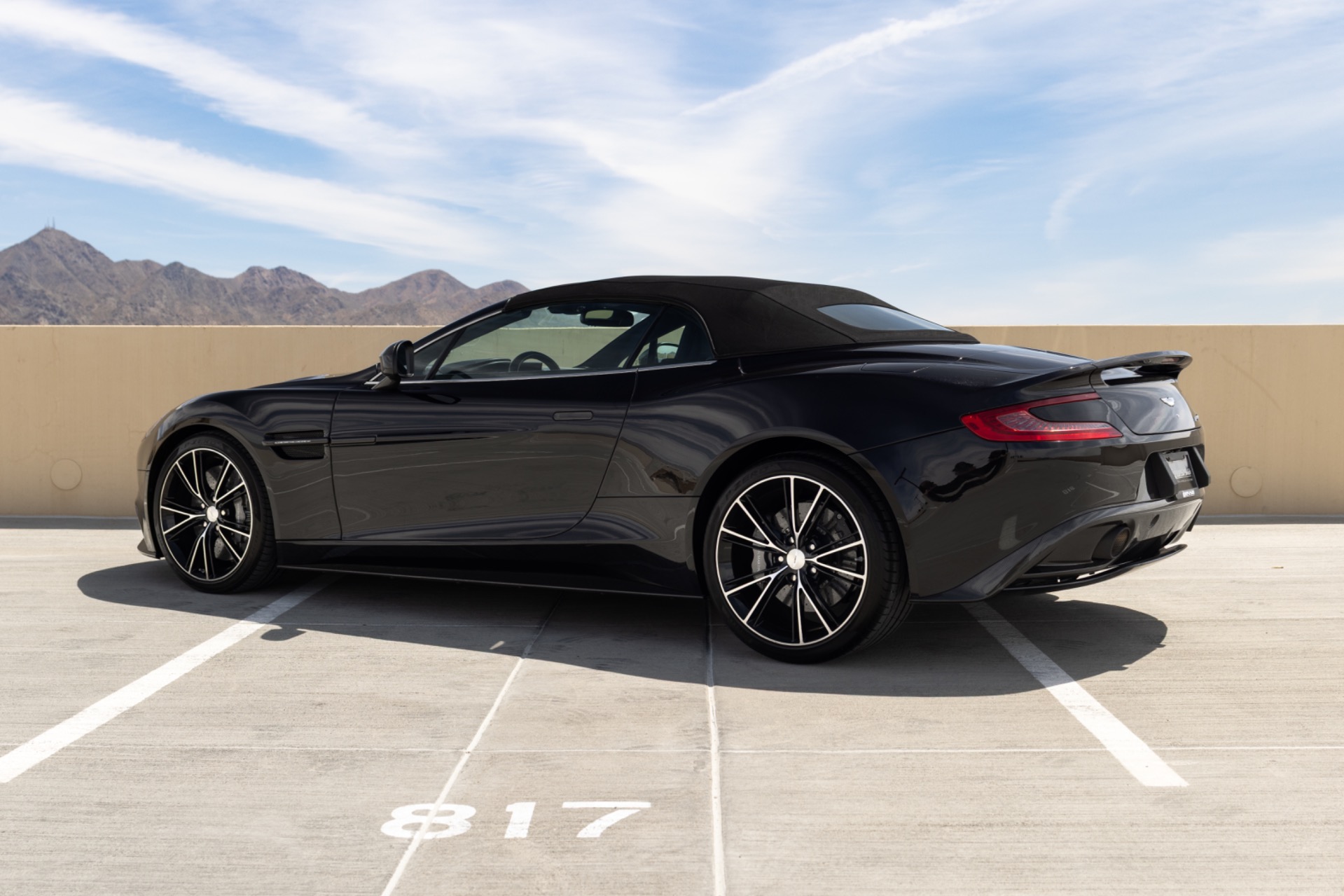 2015 Aston Martin Vanquish Base - Photo 34
