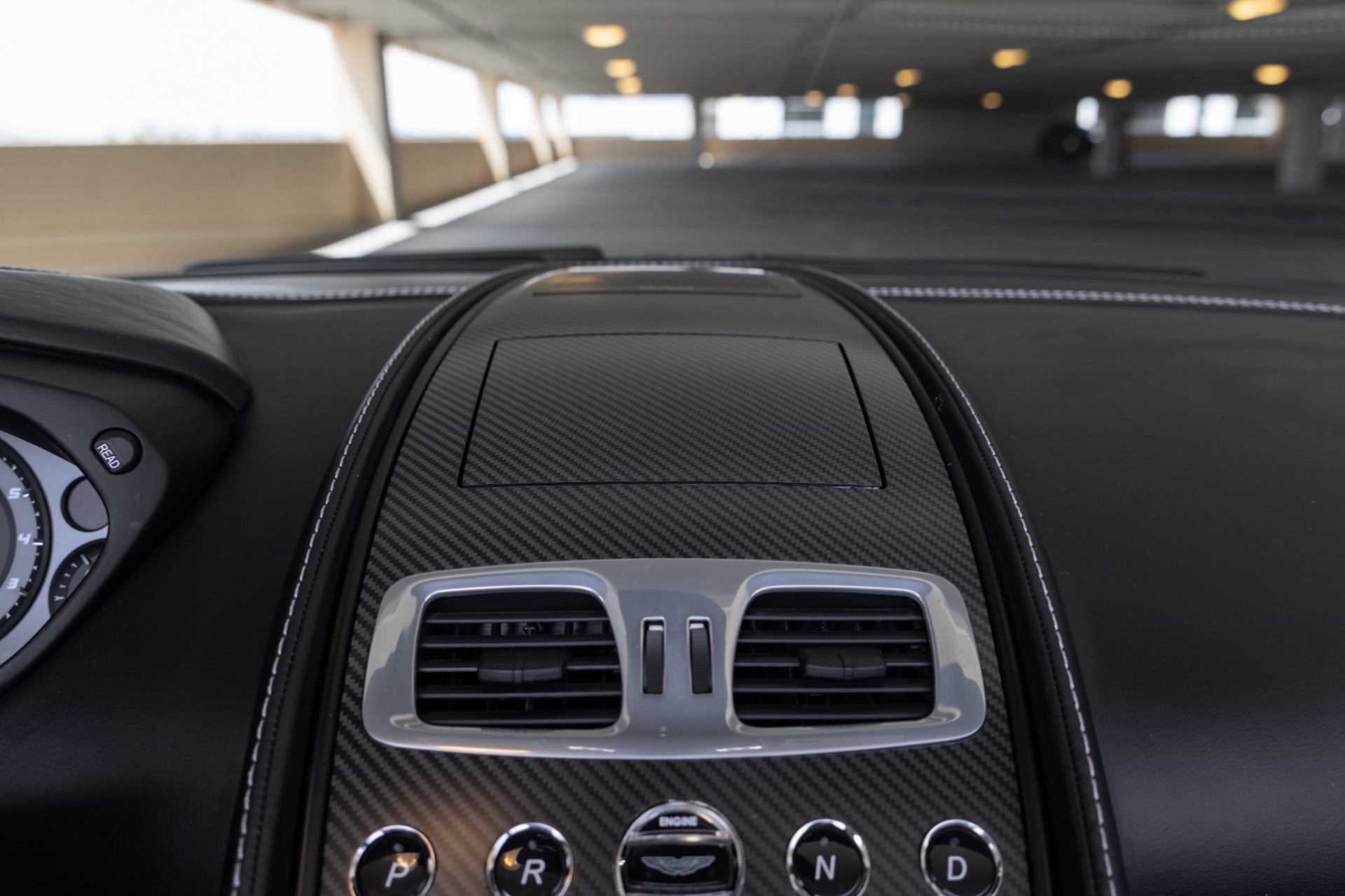 2015 Aston Martin Vanquish Base - Photo 48