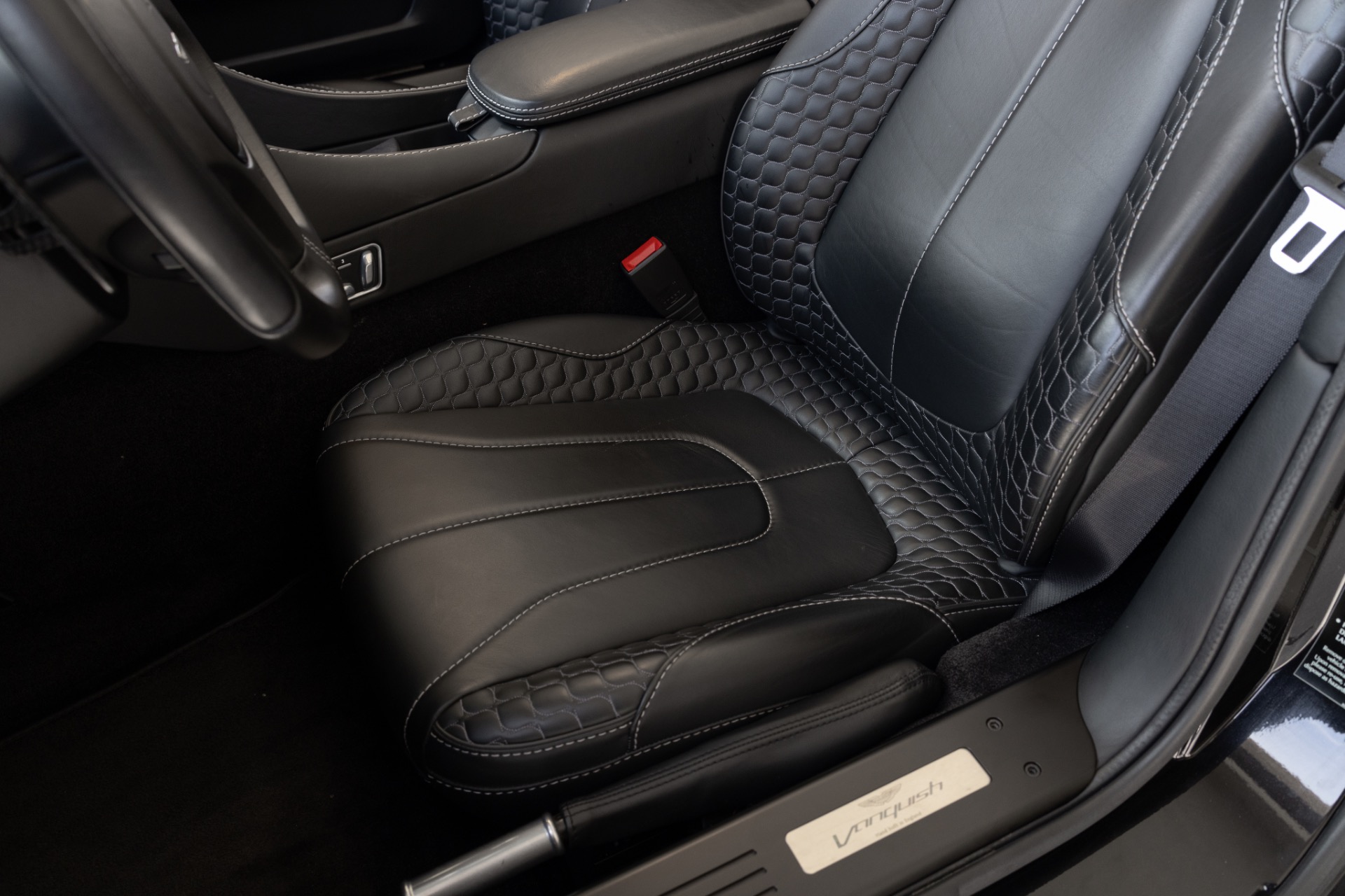 2015 Aston Martin Vanquish Base - Photo 57