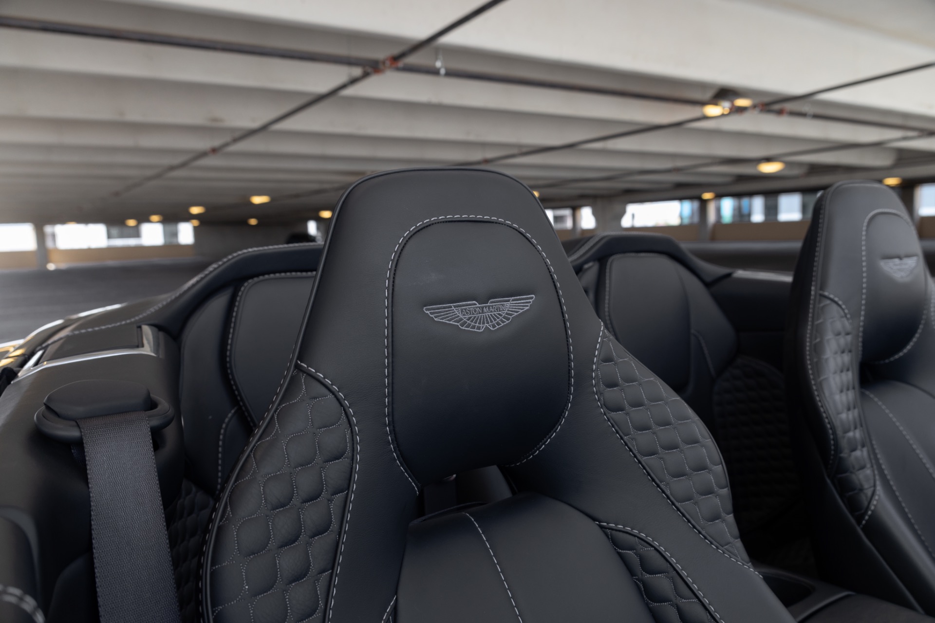 2015 Aston Martin Vanquish Base - Photo 60