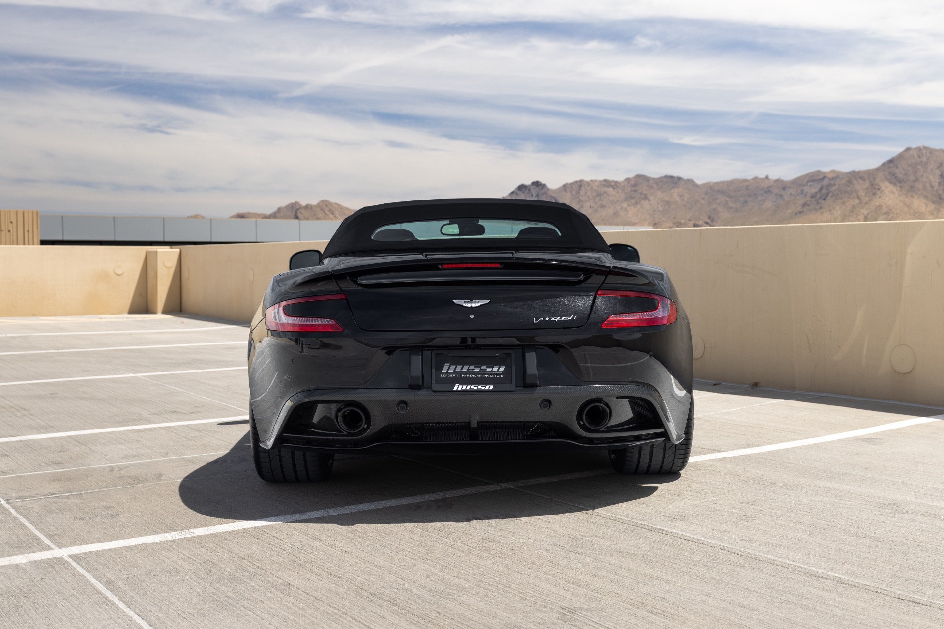 2015 Aston Martin Vanquish Base - Photo 8