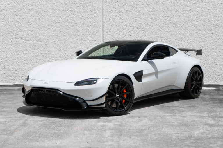 2019 Aston Martin Vantage Base