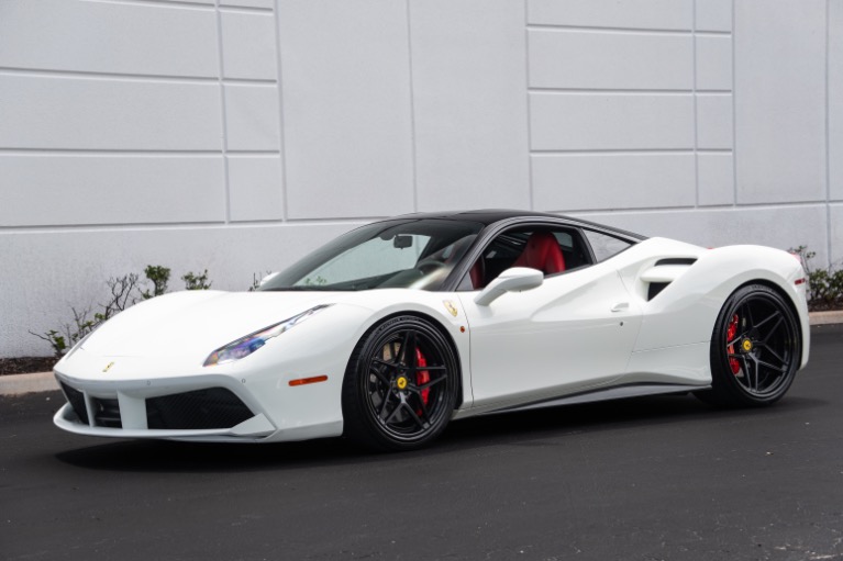 2016 Ferrari 488 GTB Base
