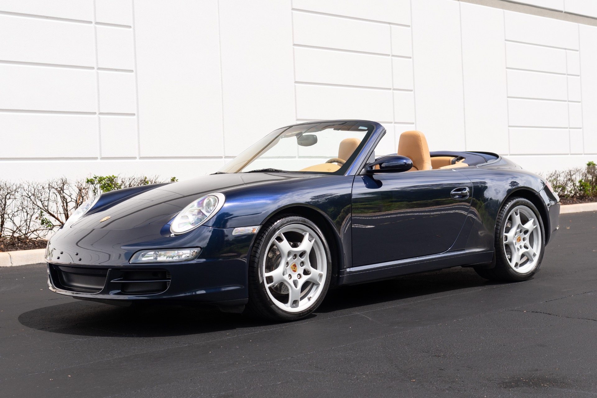 2008 Porsche 911 Carrera Cabriolet's photo