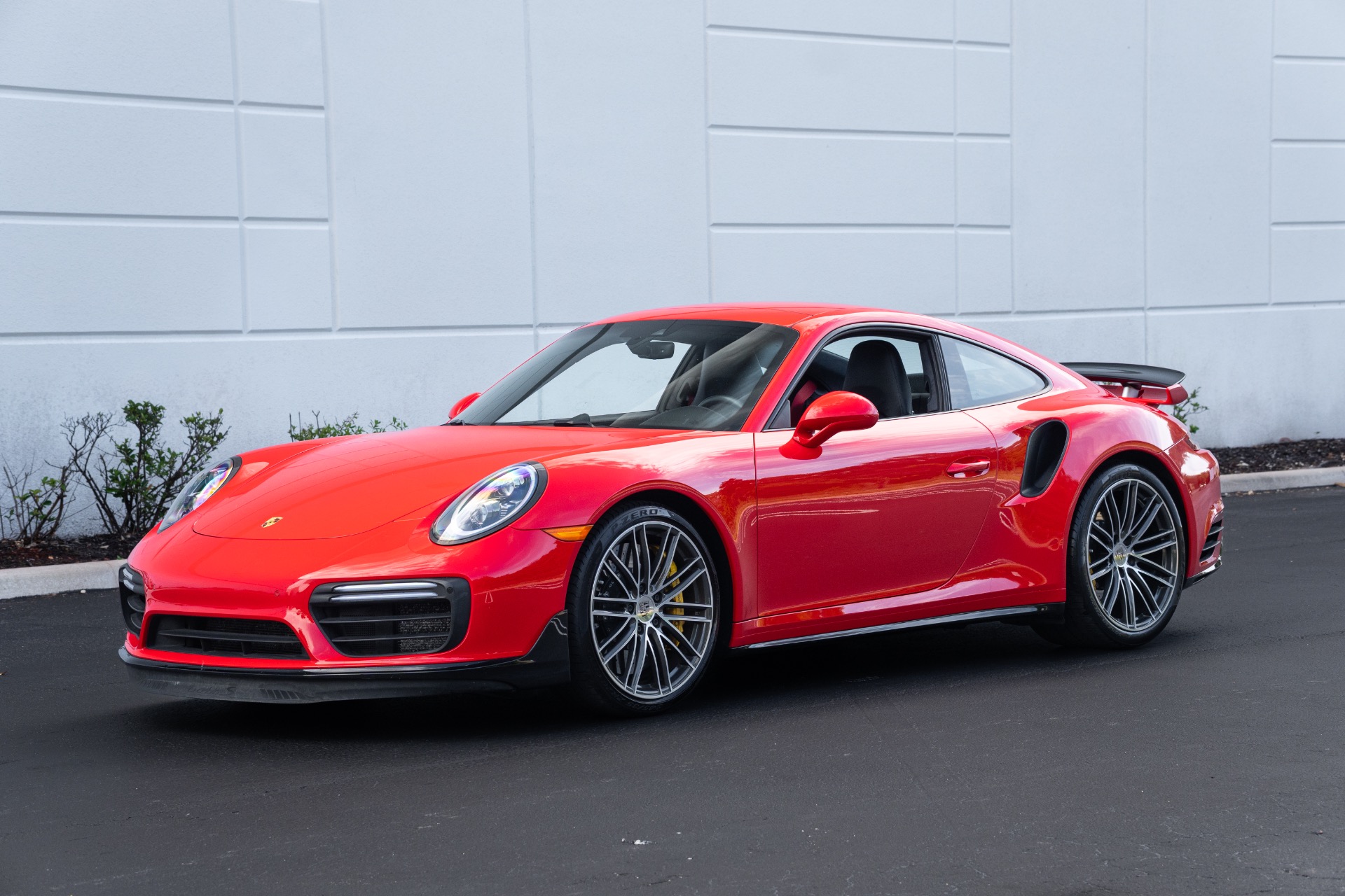 2019 Porsche 911 Turbo S Coupe's photo
