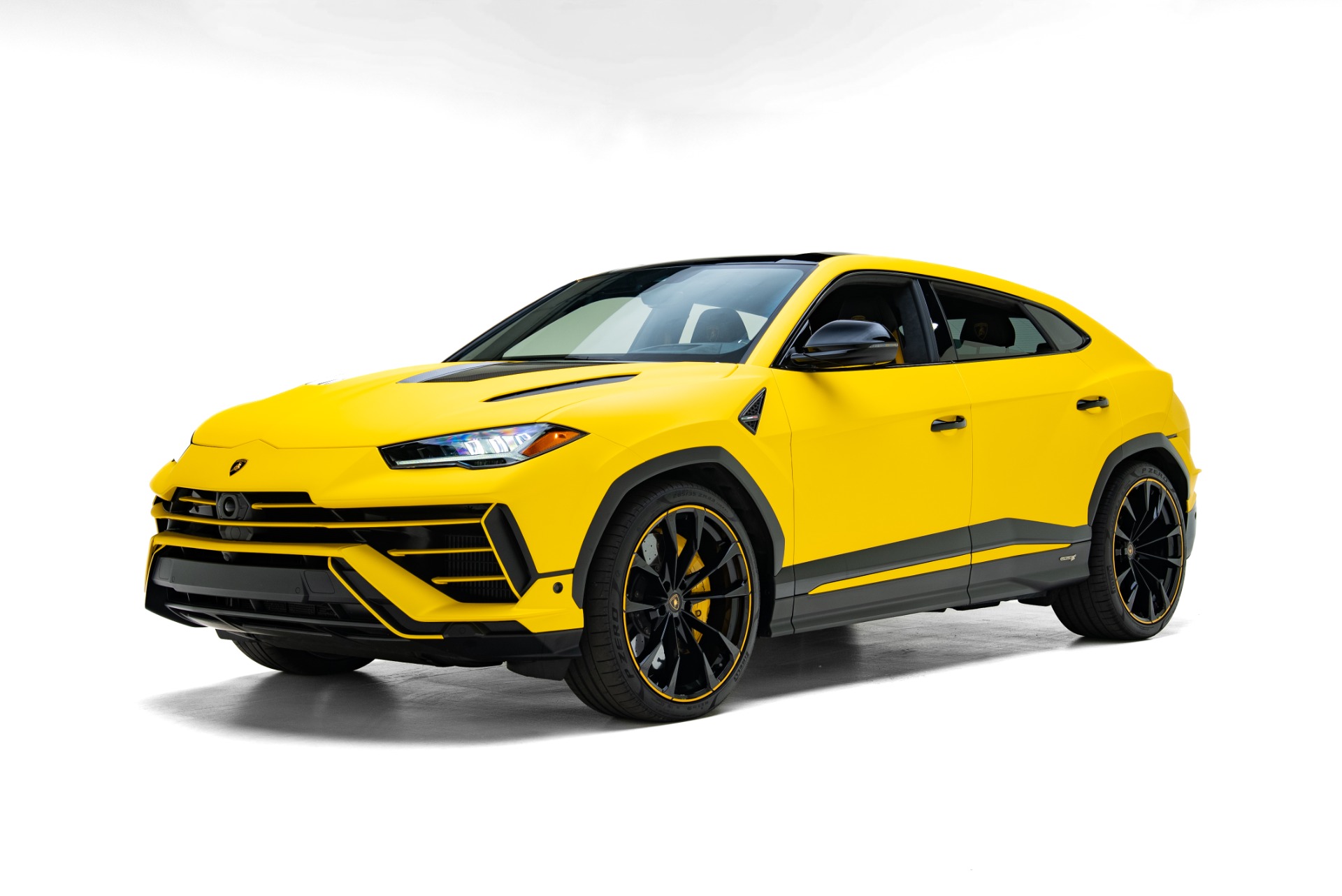 2024 Lamborghini Urus 4.0 V8 S's photo