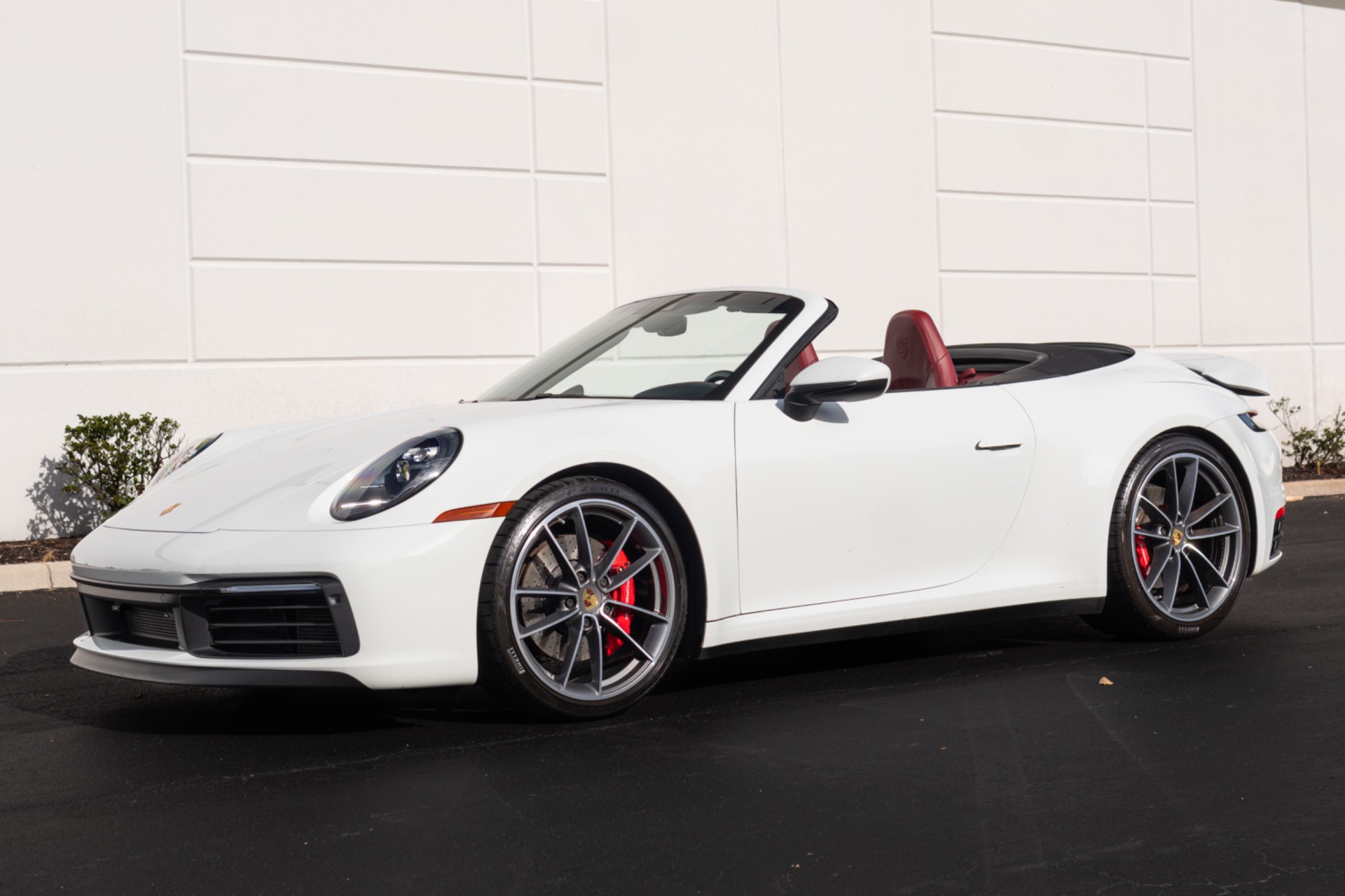 2020 Porsche 911 Carrera S Cabriolet's photo