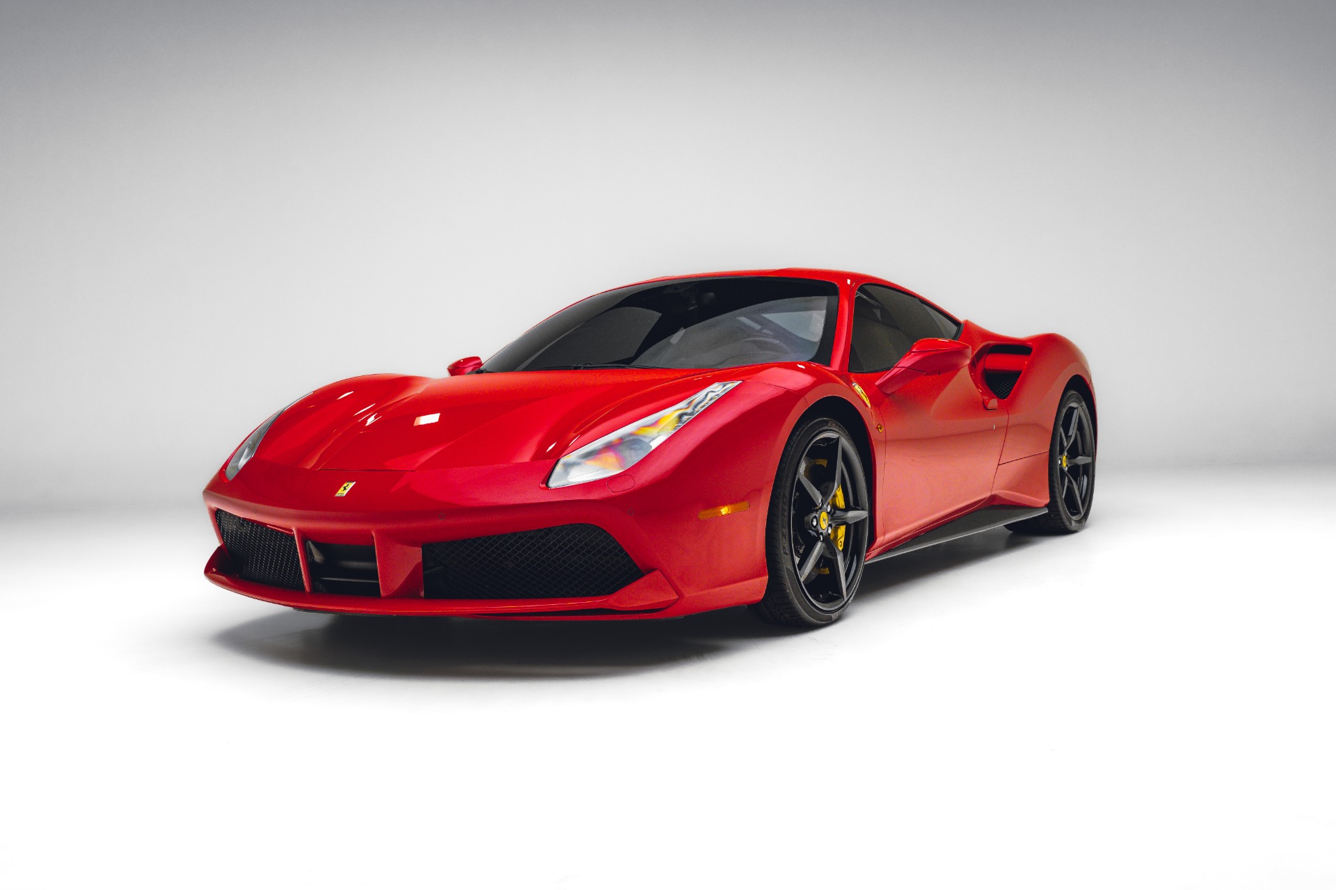 2017 Ferrari 488 -'s photo