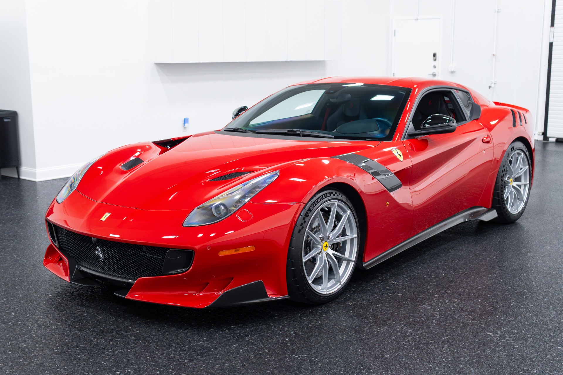 2017 Ferrari F12tdf