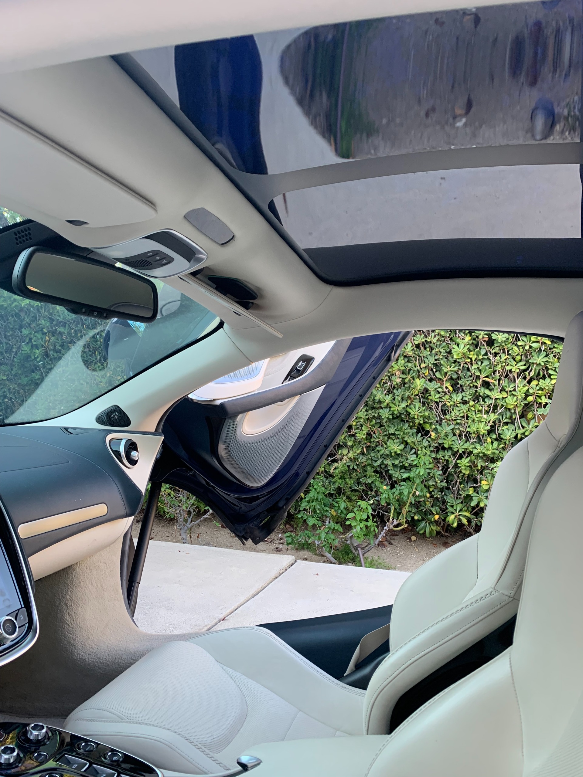 2020 McLaren GT Base - Photo 14