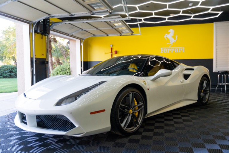 2016 Ferrari 488 GTB