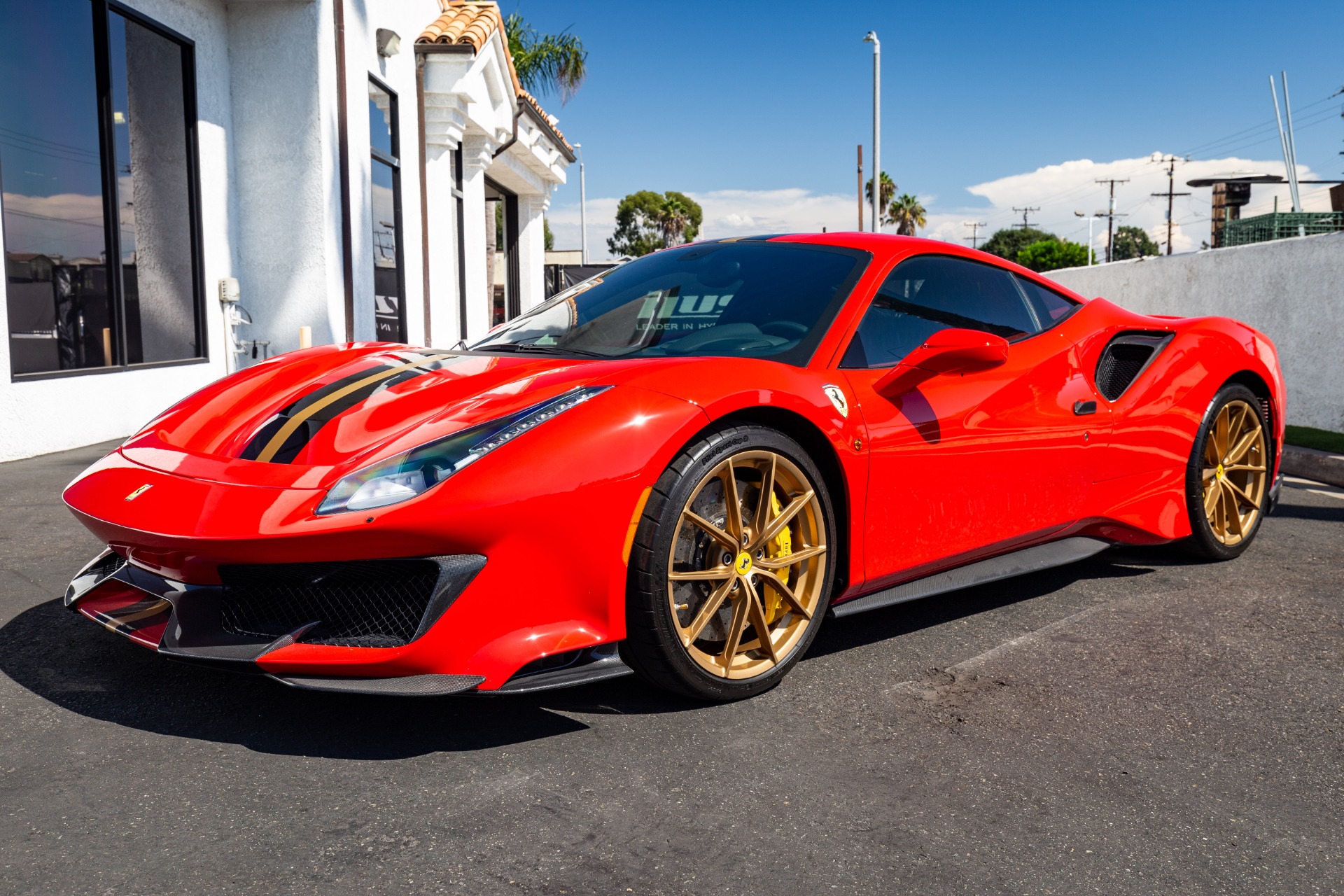 used-2019-ferrari-488-pista-for-sale-sold-ilusso-stock-246111