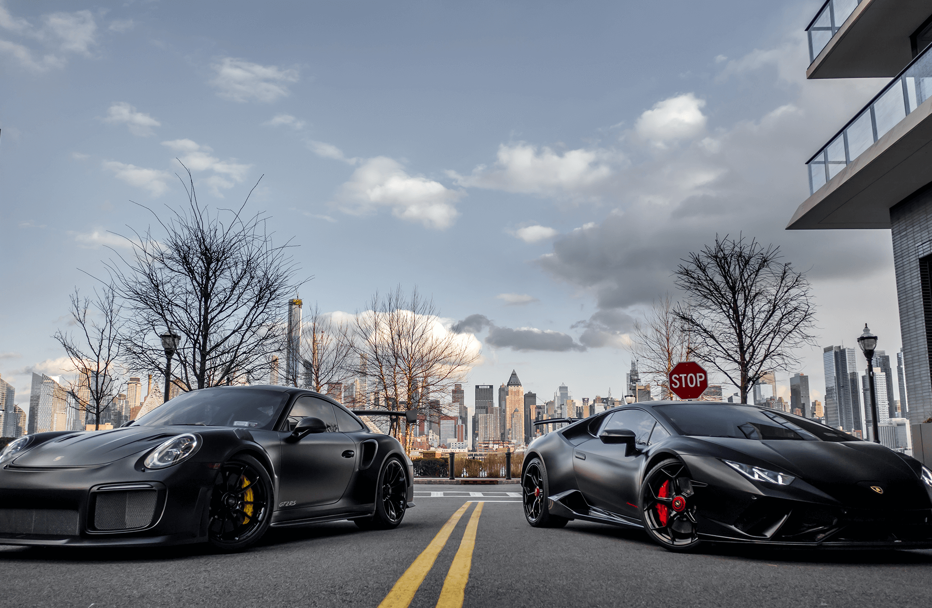 New Jersey Porsche 911 GT2RS next to Lamborghini Huracan