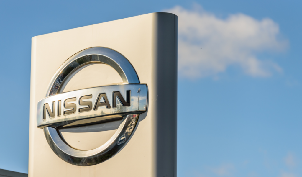 nissan emblem