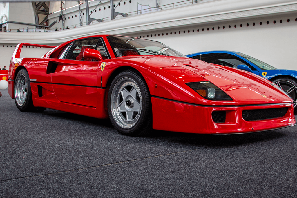 Red Ferrari F40